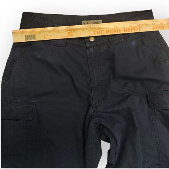 5.11 Tactical dark blue khaki pants for men size L large - Picture 3 of 8